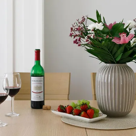 Maison Elegance 3 Bedroom Krakow Old Town Flat Apartment *